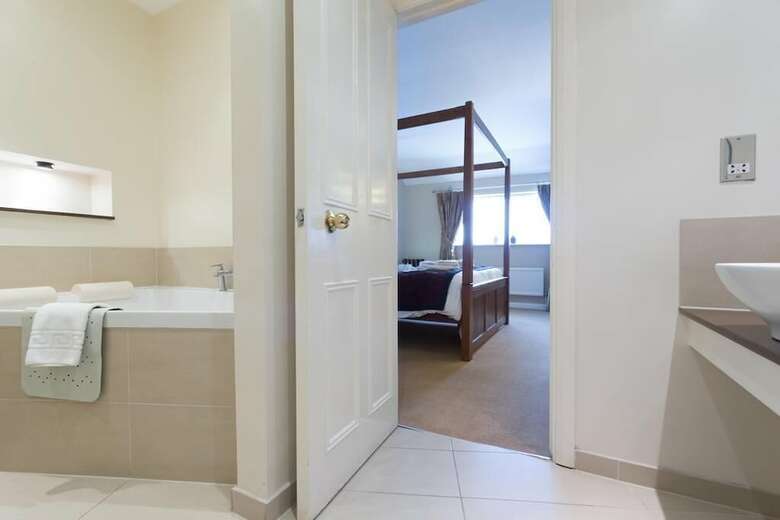 The Roman Way Hotel