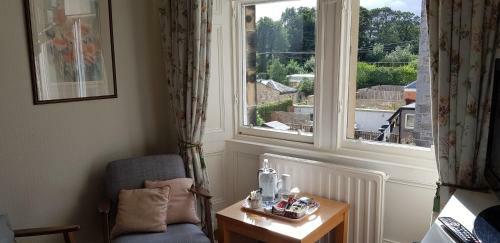 Hostal Arden Guest House