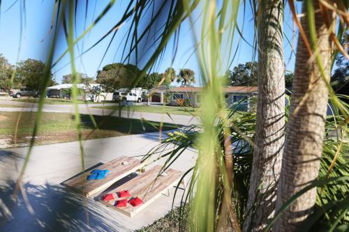 Quite Homeaway,venice Beach,shops,bbq,bikes ,beach Stuff.
