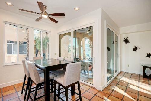 Villa Remodeled Perfect Location
