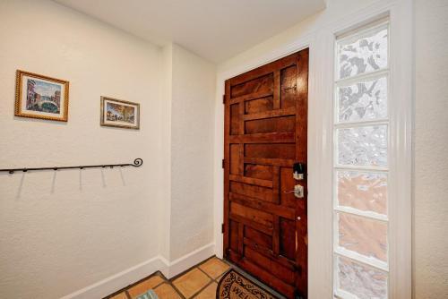 Villa Remodeled Perfect Location