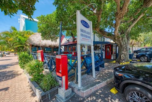 Villa Remodeled Perfect Location