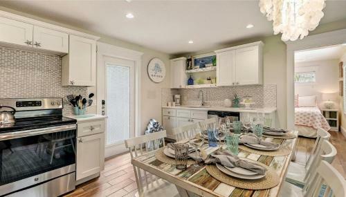 Canal Upper-gorgeous 3 Bed 3 Bath Near Sk Village
