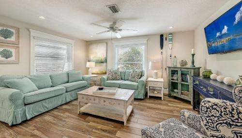 Canal Upper-gorgeous 3 Bed 3 Bath Near Sk Village