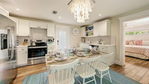 Canal Upper-gorgeous 3 Bed 3 Bath Near Sk Village