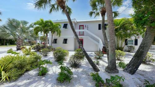 Canal Upper-gorgeous 3 Bed 3 Bath Near Sk Village