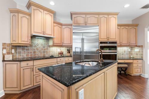 Villa Buena Vida; By Beachside Management