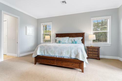 Villa Buena Vida; By Beachside Management