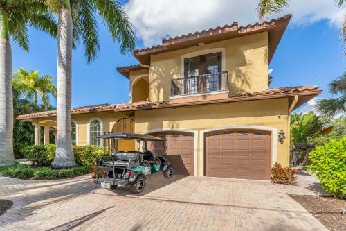 Villa Buena Vida; By Beachside Management