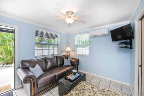 Apartamento Parrot Beach Cottages Suite #2