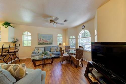 Villa Beautiful Property On Siesta Key