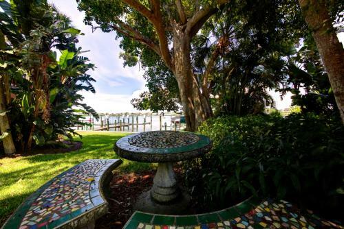 Villa Beautiful Property On Siesta Key