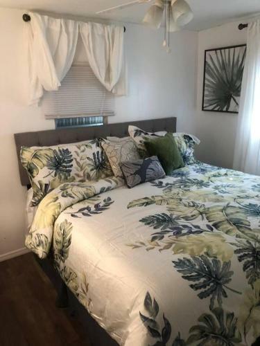 Florida Sunshine Cottage