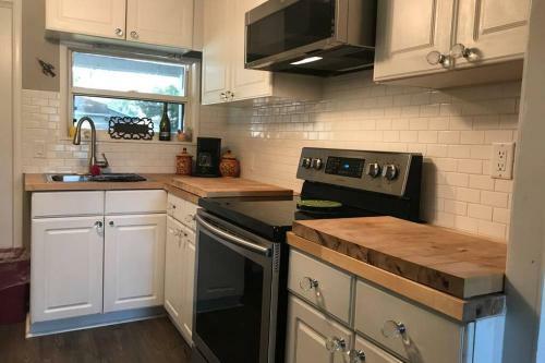 2bedroom Coral Reef Cutie-3 Miles To Sk