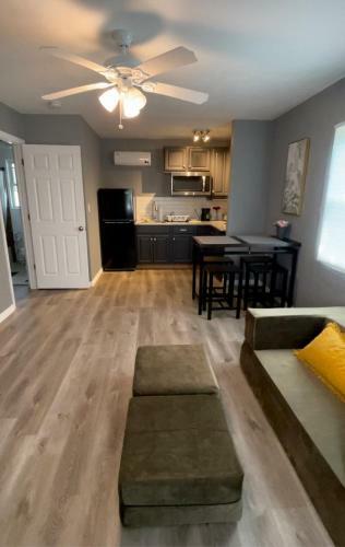 Downtown Sarasota House By Siesta Key, Golfing And Pinecraft