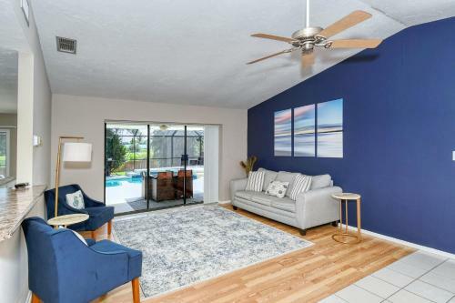 Pool Home - Close To Beach, Restaurants & More !!!!