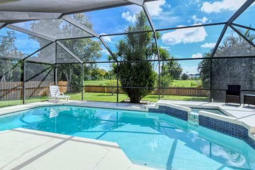 Pool Home - Close To Beach, Restaurants & More !!!!