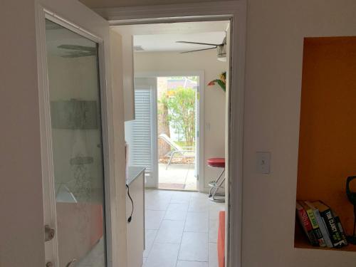 ~ Cozy In-law Apartment Close To Siesta Key ~
