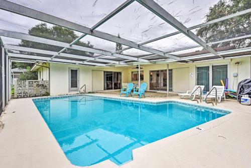 Modern Sarasota Home With Private Pool And Grill!