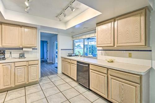 Modern Sarasota Home With Private Pool And Grill!