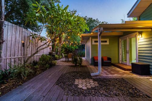 Coastal Beauty - A Beautiful New Property Close To Everything