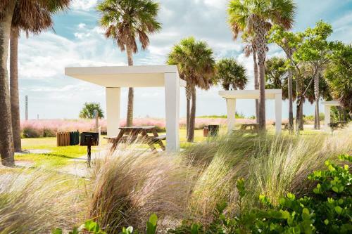 Coastal Beauty - A Beautiful New Property Close To Everything