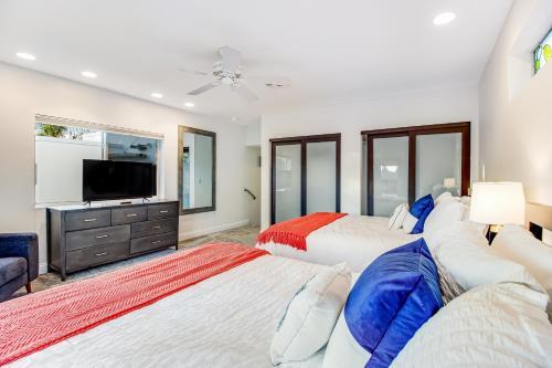 Tropical Shores Retreat