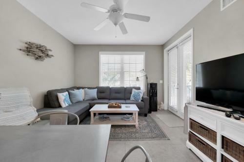 Private Townhouse With Gym Access & Free Dolphin Cruise