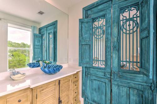 Sunny Santa Rosa Beach Escape With Rooftop Deck!