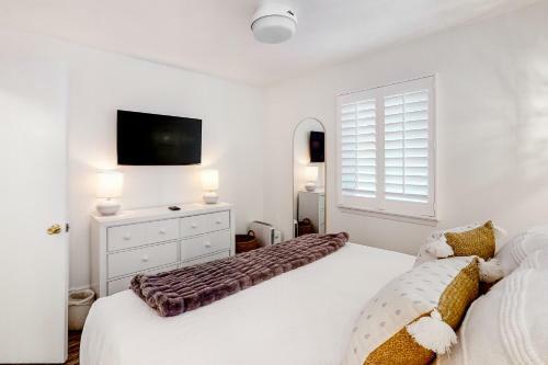 Seaside Serenity - Beacons 9