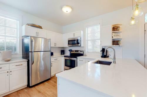 Bungalows Of Seagrove 143