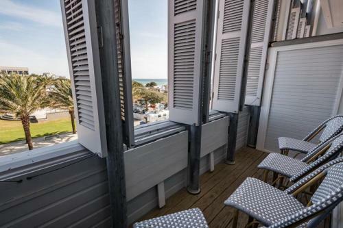 Tresor de La Mer 25 Central Square Unit 304 By Dune Vacation Rentals