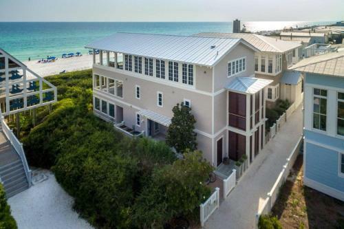 Outside The Box 2112 E County Hwy 30a By Dune Vacation Rentals