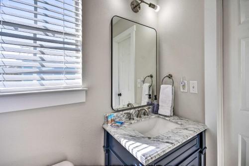 Newly Renovated Home With Patio, Bikes And Grill!