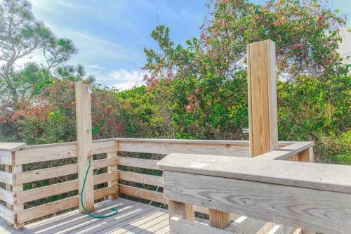 Seagrove Highlands 2205