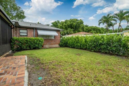 Northwood Harbor Home 3 Bed - 3 Baths