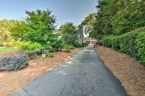 Cozy Athens Cottage Walk To Sanford Stadium!