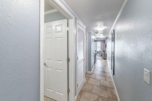 Apartamento 311-mermaids Condo