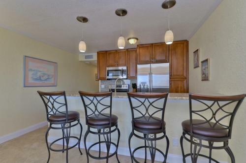 Apartamento Beachy Daze-waterfront - Wifi - Heated Pool