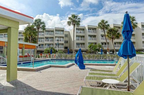 Apartamento Beachy Daze-waterfront - Wifi - Heated Pool