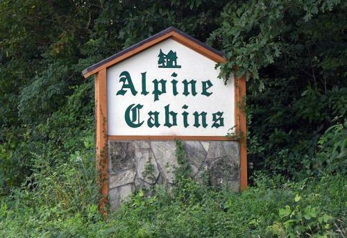 Heidi At Alpine Cabins - Peaceful Private Perfect
