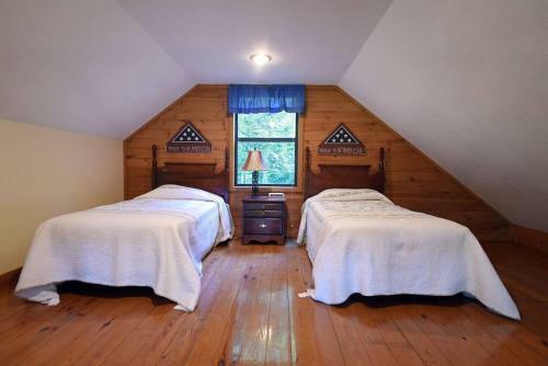 Franz At Alpine Cabins - Peaceful Private Perfect