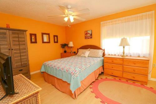 Ocean Village Club D25