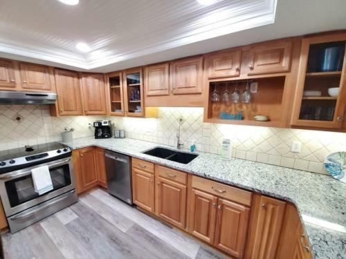 Apartamento Anastasia 112 Condo