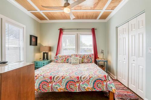 Palmettos Cabana