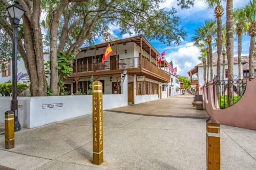 16 Saragossa Street B