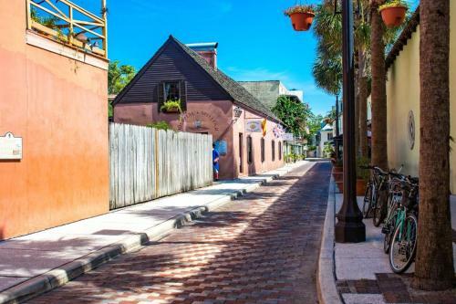 16 Saragossa Street B