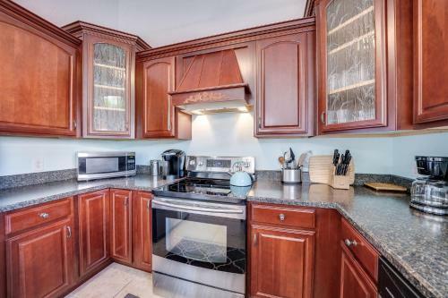 4br House, 2 Blocks From The Beach