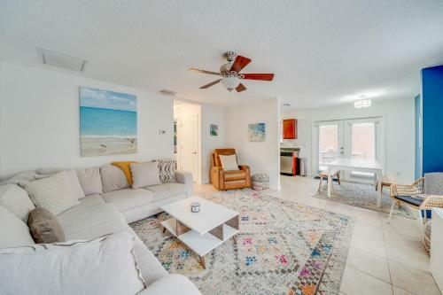 4br House, 2 Blocks From The Beach