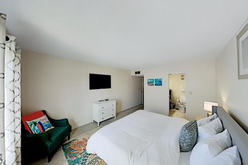 Pelican Inlet Condo Unit C222